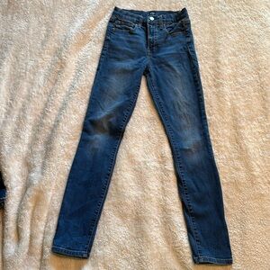 Gap true skinny 26